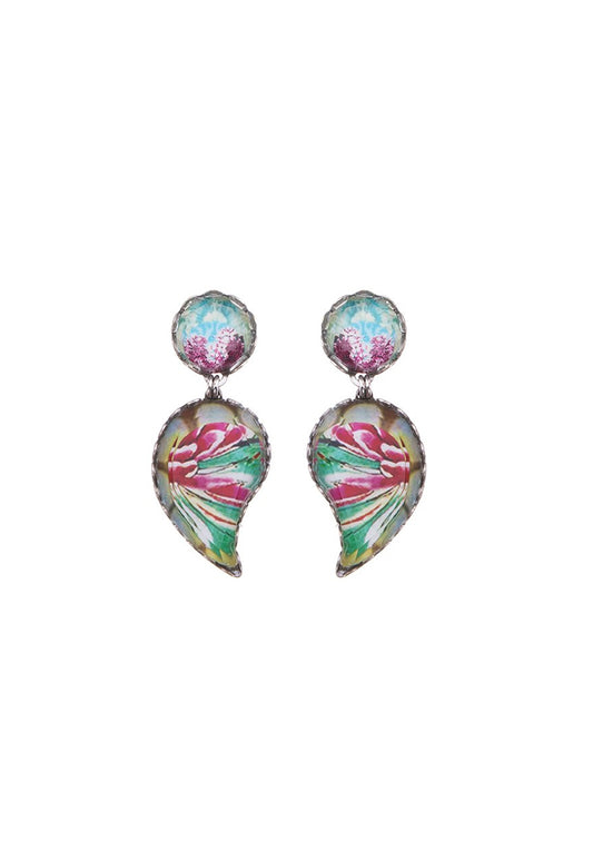 Ayala bar-Full Moon,Luxor earrings.